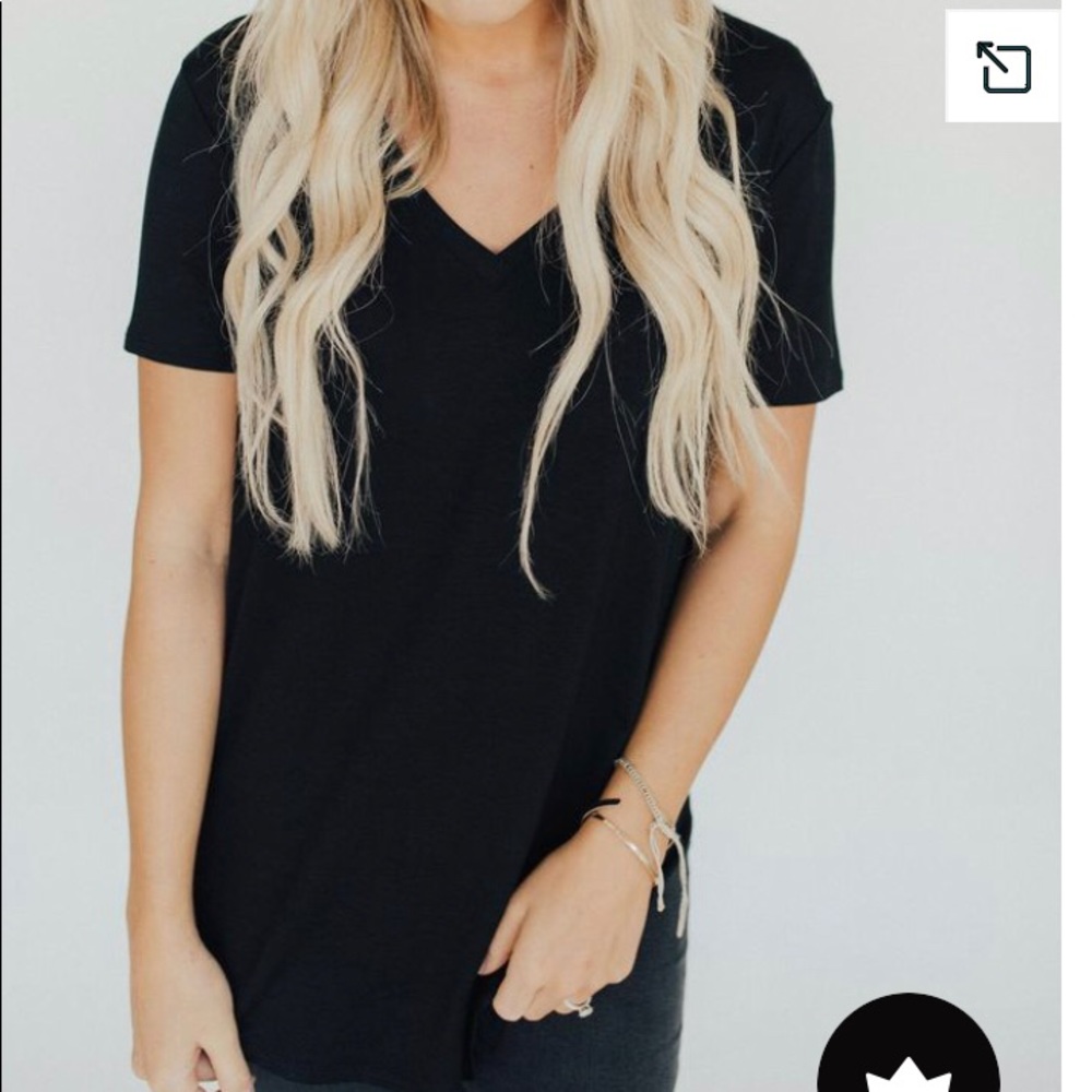 CJLA neck tee